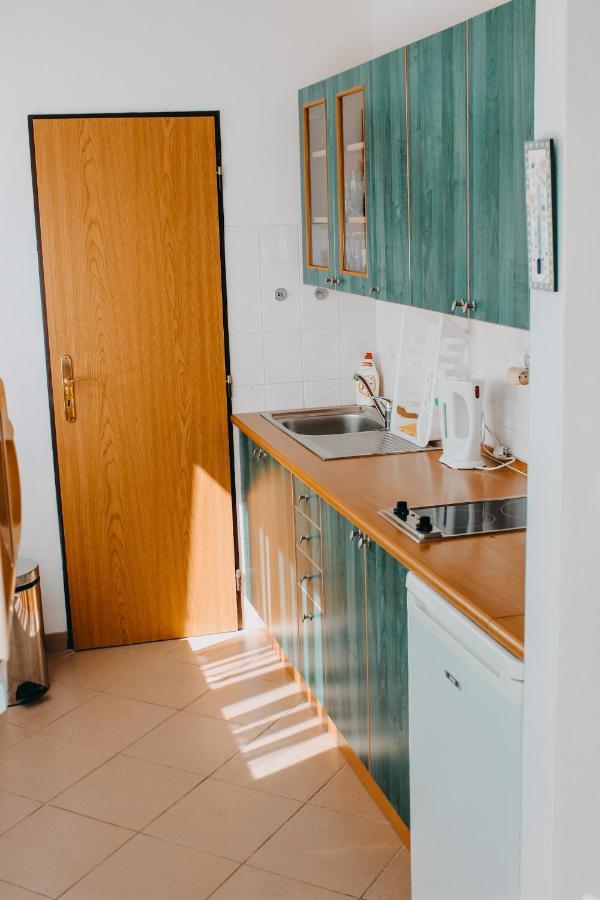 Апартаменти Apartman Рокитніце-над-Їзероу Екстер'єр фото