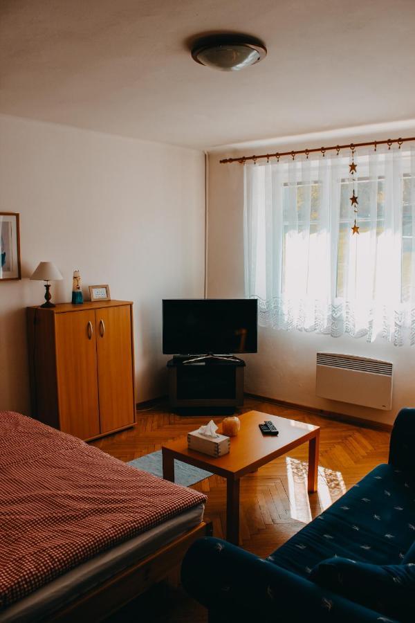 Апартаменти Apartman Рокитніце-над-Їзероу Екстер'єр фото