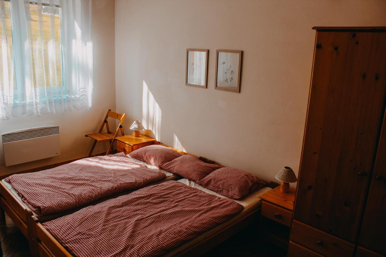 Апартаменти Apartman Рокитніце-над-Їзероу Екстер'єр фото